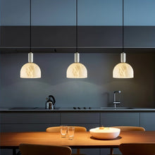 Carregar imagem no visualizador da galeria, Altus Alabaster Pendant Light
