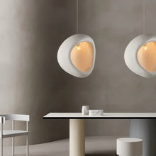 Carregar imagem no visualizador da galeria, Amyah Pendant Light
