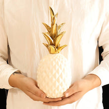 Cargar imagen en el visor de la galería, Ananas Figurine
