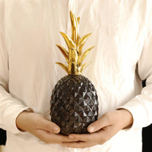 Carregar imagem no visualizador da galeria, Ananas Figurine
