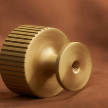 Cargar imagen en el visor de la galería, Aniq Brass Knob &amp; Pull Bar
