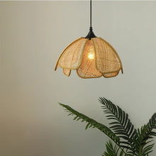 Cargar imagen en el visor de la galería, Anthop Pendant Light
