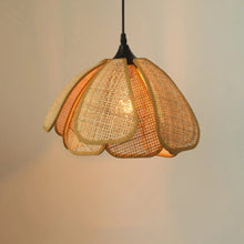 Cargar imagen en el visor de la galería, Anthop Pendant Light
