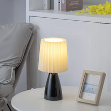 Carregar imagem no visualizador da galeria, Apollo Table Lamp
