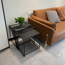 Carregar imagem no visualizador da galeria, Artisan Coffee Table
