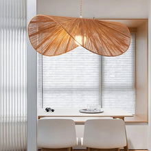 Cargar imagen en el visor de la galería, Asalu Pendant Light
