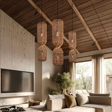 Carregar imagem no visualizador da galeria, Atique Pendant Light
