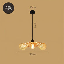 Carregar imagem no visualizador da galeria, Bamboo Chandelier Rattan Lamp
