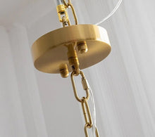 Carregar imagem no visualizador da galeria, Bariq Glass Chandelier
