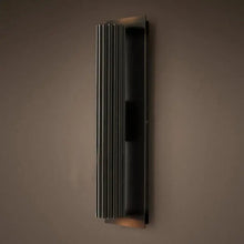 Cargar imagen en el visor de la galería, Barq Wall Lamp
