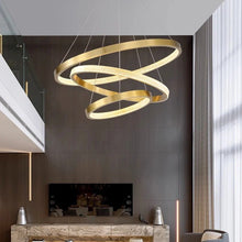 Carregar imagem no visualizador da galeria, Beorht Round Chandelier
