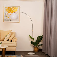 Carregar imagem no visualizador da galeria, Bernie Floor Lamp
