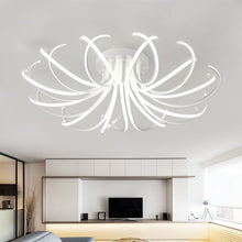 Cargar imagen en el visor de la galería, Blossom Ceiling Light
