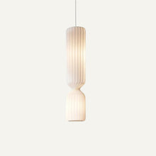 Cargar imagen en el visor de la galería, Brika Pendant Light
