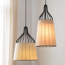 Carregar imagem no visualizador da galeria, Camille Pendant Light
