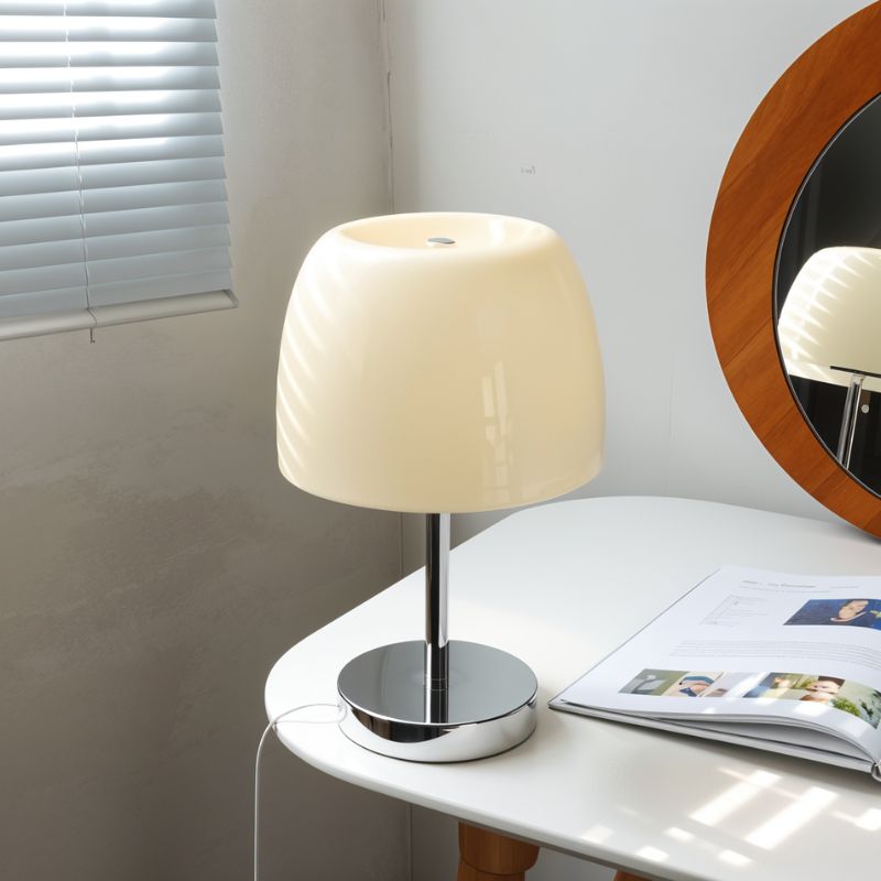 Castor Table Lamp