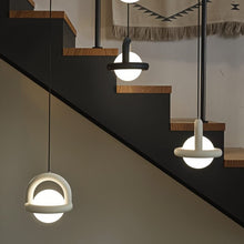 Carregar imagem no visualizador da galeria, Celena Pendant Light
