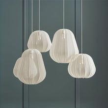 Carregar imagem no visualizador da galeria, Celestia Pendant Light
