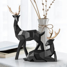 Carregar imagem no visualizador da galeria, Cervidae Handcrafted Reindeer Figurines
