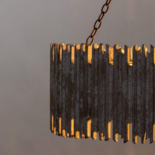 Carregar imagem no visualizador da galeria, Chouinard 3-Light Natural Wooden Drum Chandelier
