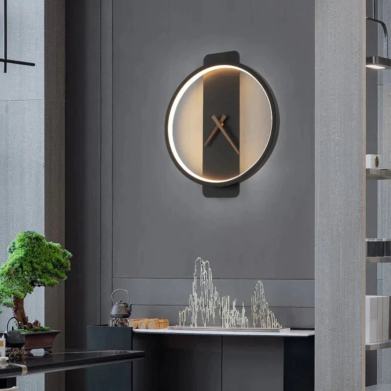 Chronos Wall Lamp