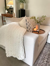 Load image into Gallery viewer, Hygge Ultra Soft Chenille Chunky Knit Throw
