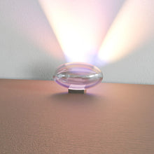 Cargar imagen en el visor de la galería, Crystal Eye Table Lamp
