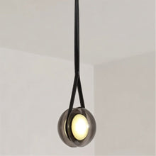 Carregar imagem no visualizador da galeria, Cutis Pendant Light
