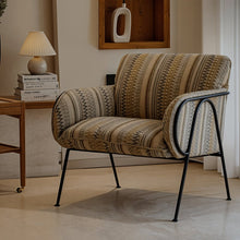 Carregar imagem no visualizador da galeria, Dais Accent Chair
