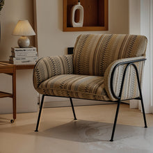 Carregar imagem no visualizador da galeria, Dais Accent Chair
