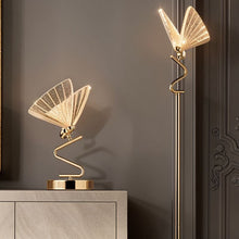 Carregar imagem no visualizador da galeria, Dione Table Lamp
