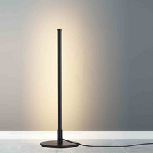 Cargar imagen en el visor de la galería, Léger LED Table Lamp
