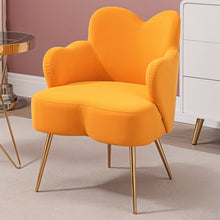 Carregar imagem no visualizador da galeria, Dwaar Accent Chair
