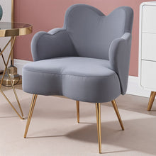 Carregar imagem no visualizador da galeria, Dwaar Accent Chair
