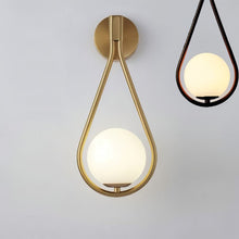 Carregar imagem no visualizador da galeria, Embrace Wall Lamp
