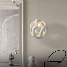 Carregar imagem no visualizador da galeria, Entwine Pendant Light
