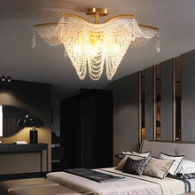 Carregar imagem no visualizador da galeria, Fakhir Crystal Chandelier
