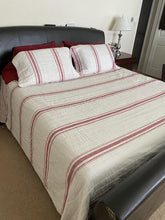 Cargar imagen en el visor de la galería, Farmhouse Stripe Reversible Cotton Quilt Set
