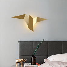 Cargar imagen en el visor de la galería, Finch Wall Lamp
