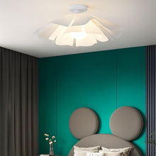 Carregar imagem no visualizador da galeria, Fleur Ceiling Light
