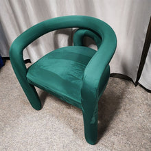 Carregar imagem no visualizador da galeria, Formoso Chair
