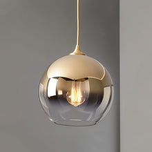 Carregar imagem no visualizador da galeria, Freyde Pendant Light
