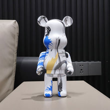 Carregar imagem no visualizador da galeria, Funky Bear Figurine
