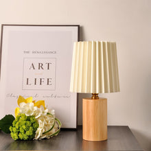 Cargar imagen en el visor de la galería, Giada Table Lamp
