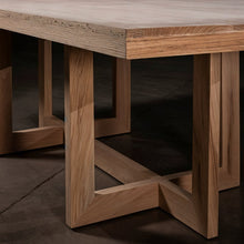 Carregar imagem no visualizador da galeria, Gisri Wooden Table
