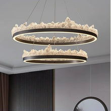 Carregar imagem no visualizador da galeria, Gloire Round Chandelier
