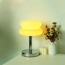 Carregar imagem no visualizador da galeria, Glossy Macaron Table Lamp
