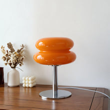 Carregar imagem no visualizador da galeria, Glossy Macaron Table Lamp
