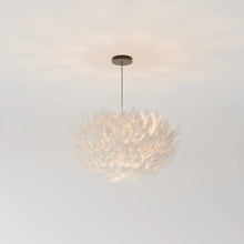 Carregar imagem no visualizador da galeria, Goose Feather Pendant Light
