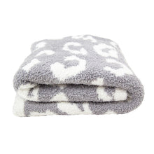 Carregar imagem no visualizador da galeria, Luxe Animal Print Throw Blanket
